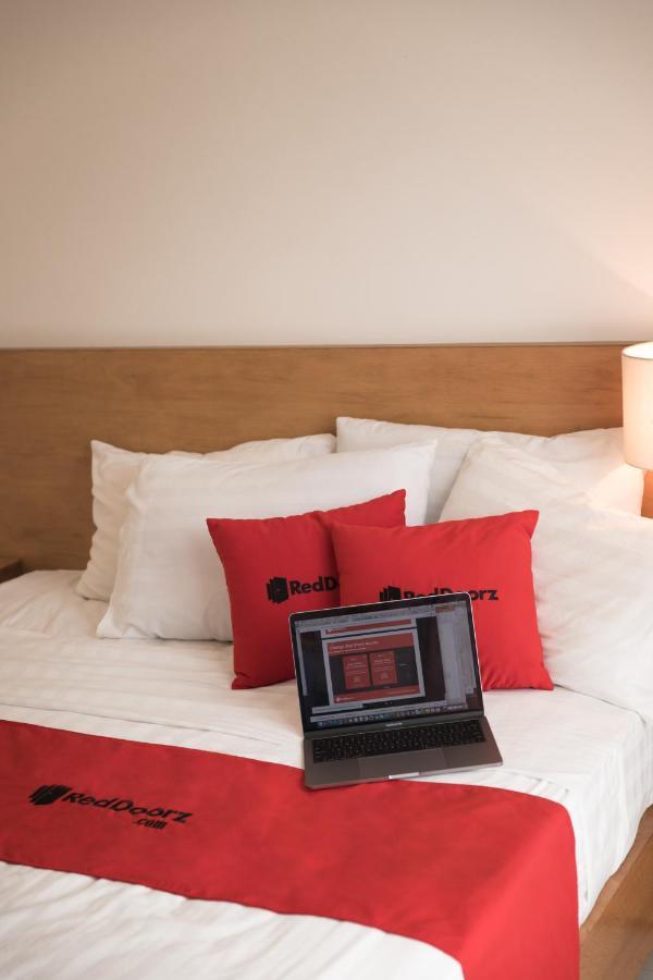 RedDoorz Tuan Viet Hotel Ho Chi Minh Zewnętrze zdjęcie